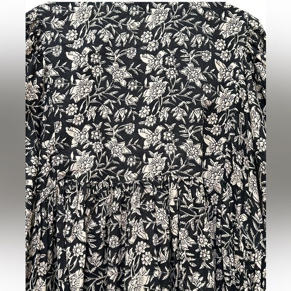 ⚡️ 100% Cotton Black and Cream Floral Maxi Dress With Pockets - Picture 14 of 16